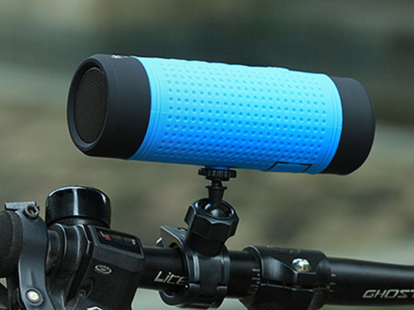 HS-BTD06 Bicycle riding torch wireless speaker